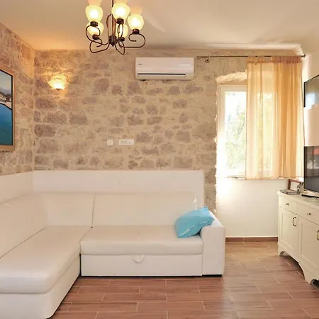 Luka Brac Villa Lozisce